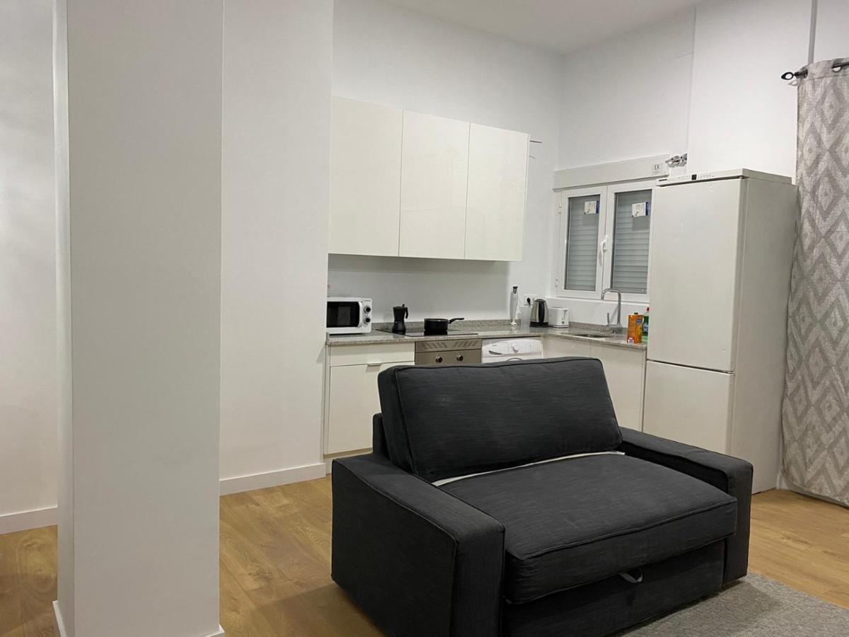 Aluche Aparment B Apartment Мадрид Екстериор снимка